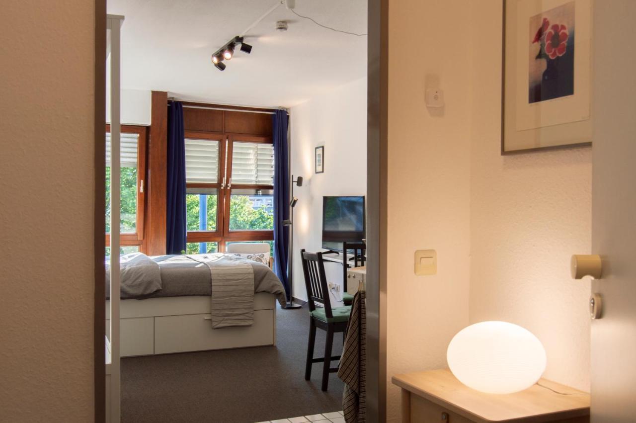 Zentrale Ruhige Wohnung Mit Parkplatz Paderborn Exteriér fotografie