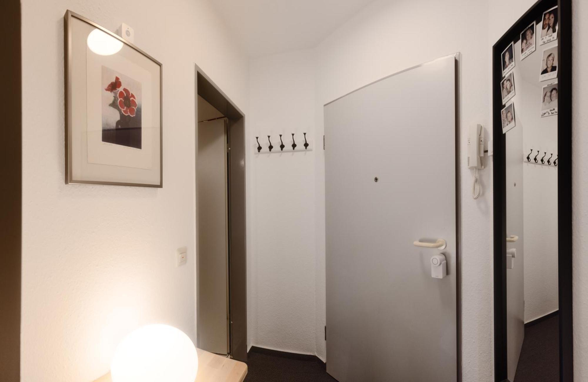 Zentrale Ruhige Wohnung Mit Parkplatz Paderborn Exteriér fotografie